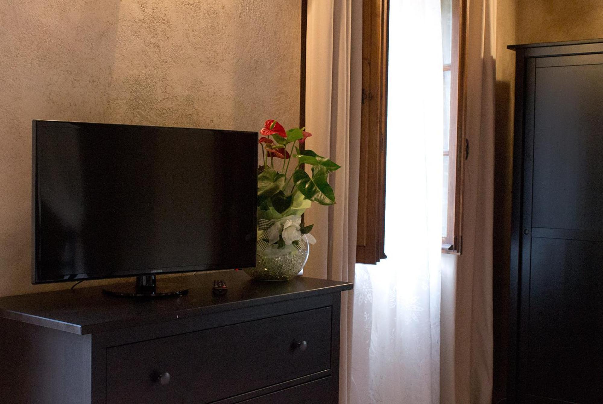 Bernardone Hotel Camaiore Ngoại thất bức ảnh